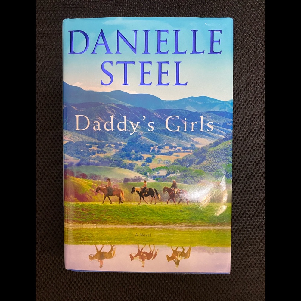 Hardback Danielle Steel/ Daddy’s Girls